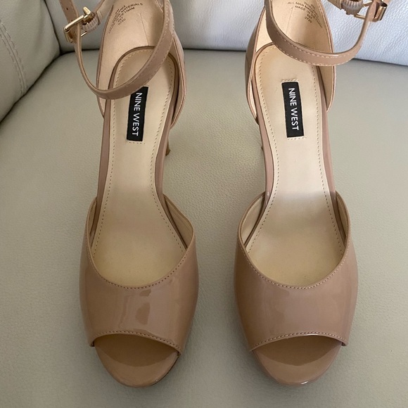 Nine West heels - Picture 4 of 5
